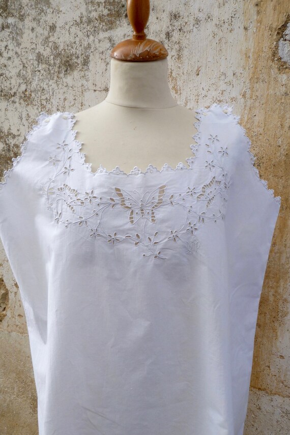 Vintage Edwardian old French white cotton hand emb