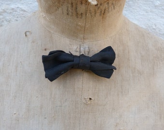 Vintage old French 1900 black tie bow small size