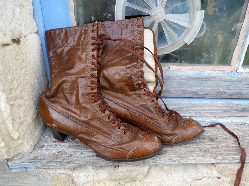 bottines 1900 talon bobine