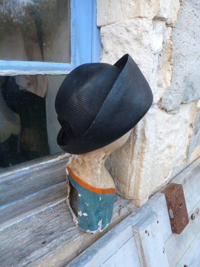 Vintage made in France Navy blue straw hat with large gros grain ribbon bow at the back image 7