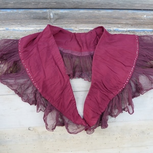 Vintage 1900  Edwardian burgundy silk and net collar with beaded finishing