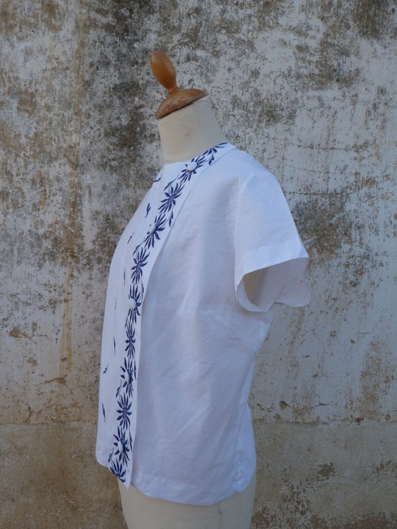 Vintage 1960 old French white cotton and navy blu… - image 6