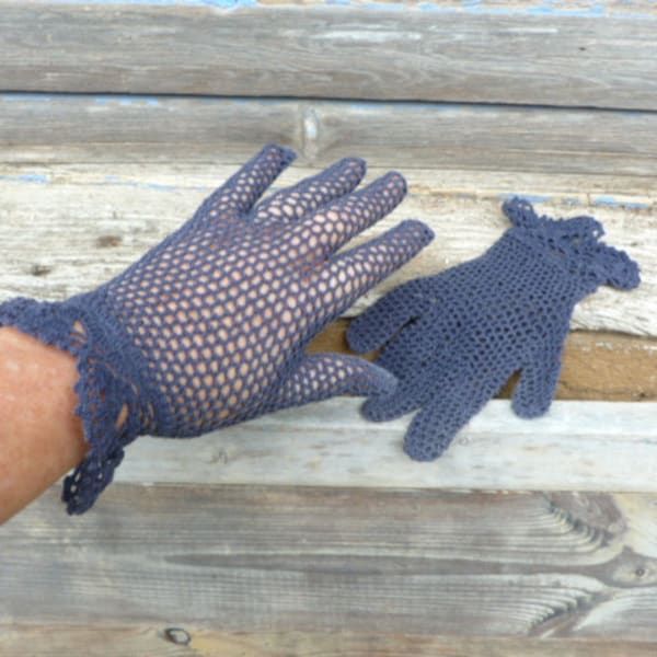 Gants anciens  style 1900 en crochet bleu marine