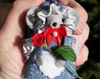 Felt Animal Mouse Gardener Handmade Mice Mom Gift Red Rose by Warmth