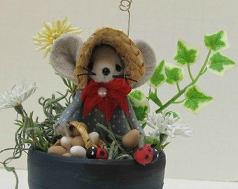 Felt Mouse with Ladybugs in Terra Cotta Pot Gift for Gardeners handmade by Warmth