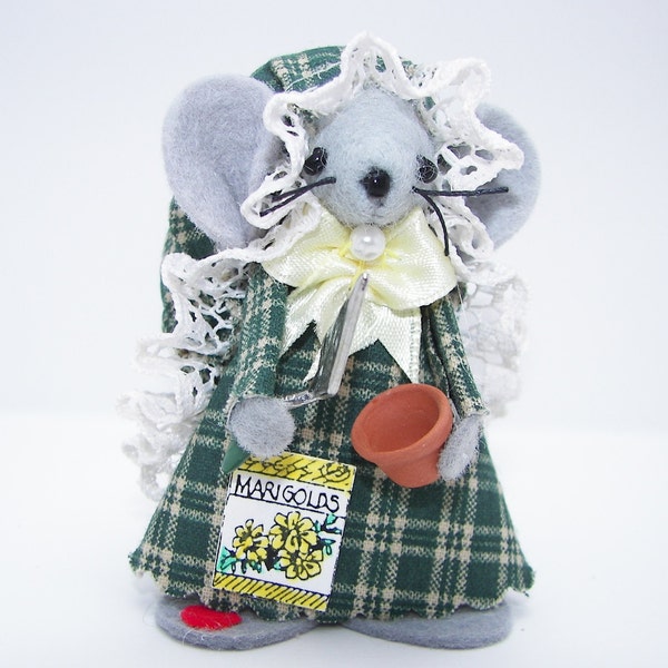 Garden Mouse Ornament- sweet felt mice gift for animal lovers and collectors by Warmth