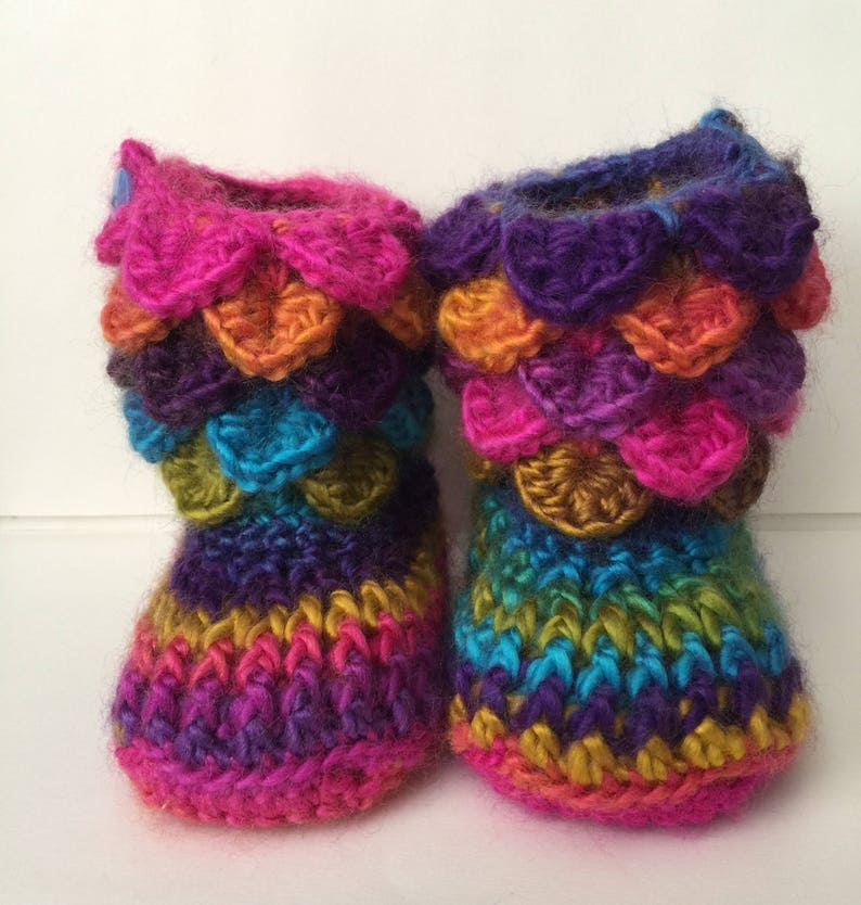 s /& 0-6 Any Color Months 6-12 Crocheted Crocodile Rainbow Boots w 3 Button Side Closure -