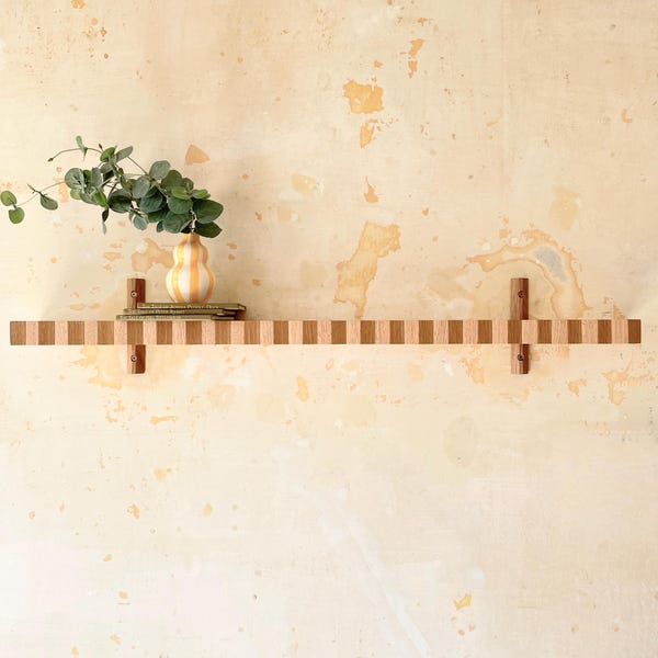 étagère murale pliée en chêne | Décoration murale flottante avec bords en carrelage moderne effet origami