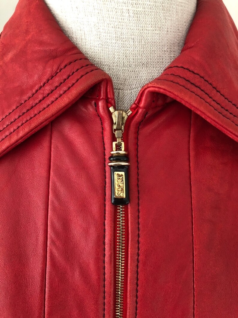 Vintage 80s Mod red leather St John jacket. S M image 9