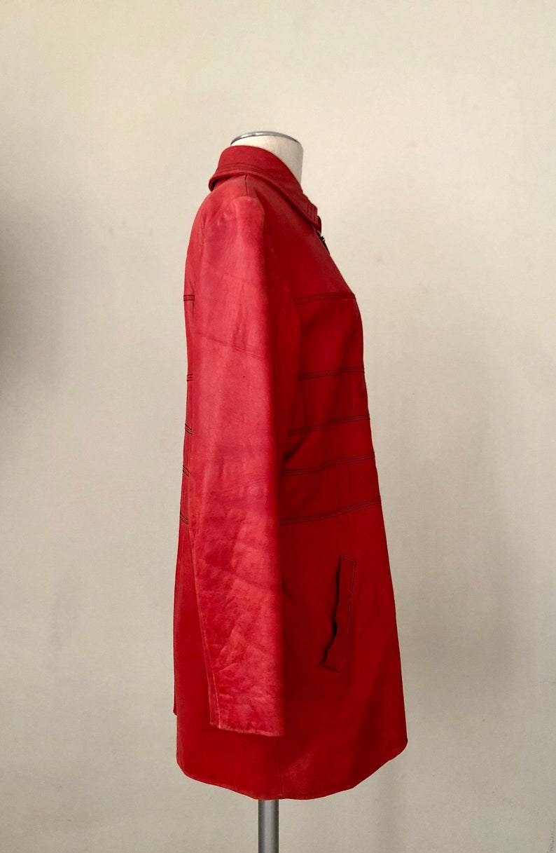 Vintage 80s Mod red leather St John jacket. S M image 2