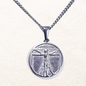 Silver Vitruvian Man Pendant Necklace – Leonardo da Vinci Symbol Charm – Renaissance Art Jewelry for Men, Unique Gift Idea