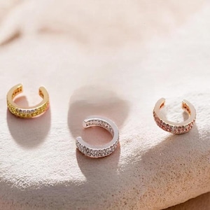 Ear Cuff With Cubic Zirconia, Casual Sparkly Earring 1 Piece, Unique Wrap Earring, Trendy Fashion Design for Girl, Present for Everyday Wear