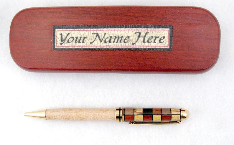 D018 Designer Maple Wooden Pen with Personalized Desktop Holder