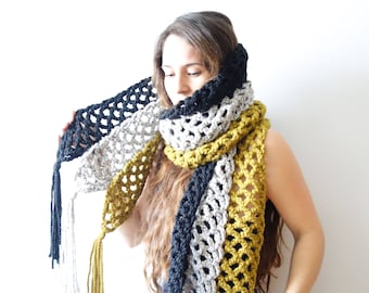 Oversized Crochet Infinity Scarf, Shades of grey, Mens wrap, Slouchie Scarf, womens scarf, merino wool yarn