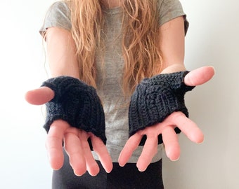 CUTT OFF MITTENS | Crochet Fingerless Gloves, merino wool yarn, fingerless glove for women, hobo wool mittens, black unisex arm warmers