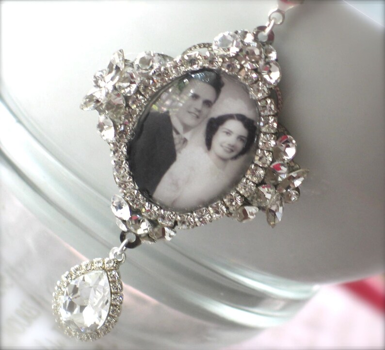 Memory Wedding Bouquet Charm, Swarovski Crystals, Custom Bridal Bouquet Charm image 2