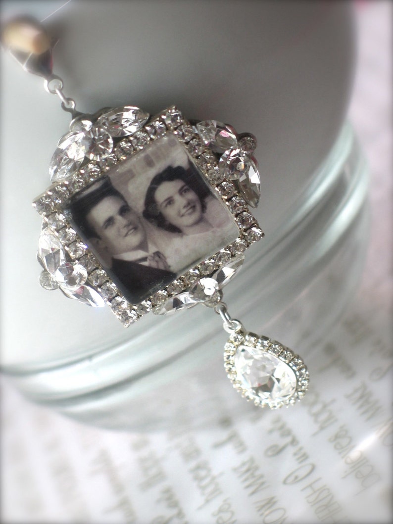 Memory Wedding Bouquet Photo Charm, Bridal Bouquet Charm, Swarovski Crystal Memory Photo Charm image 1