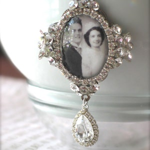 Memory Wedding Bouquet Charm, Swarovski Crystals, Custom Bridal Bouquet Charm image 1