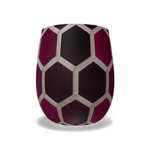 Vaso de agua de cristal de terciopelo burdeos de Mónaco - Artículos de cristalería de lujo hechos a mano