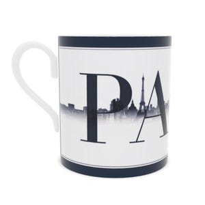 Vintage Style Tasse mit Pariser Charme - Fine Bone China