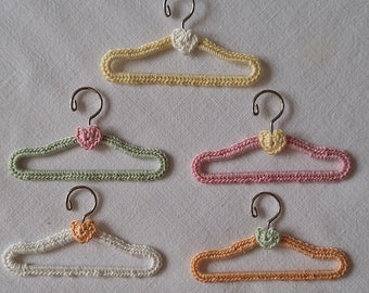 Blythe Clothes Hangers Pastel Perfect