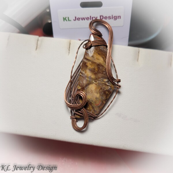 Jasper in Wire Sculpted Copper Pendant