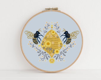 Cross Stitch Pattern - Honey Bee / modern cross stitch pattern, bee embroidery pattern, bee cross stitch, bee, honeybee, beehive, spring
