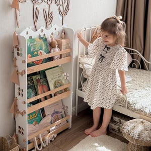 Montessori Bookshelf – Handmade Wooden Shelf for Kids – Fairy Tale Nursery Furniture – Toddler Book Display – Gift Idea Ages 1–7
