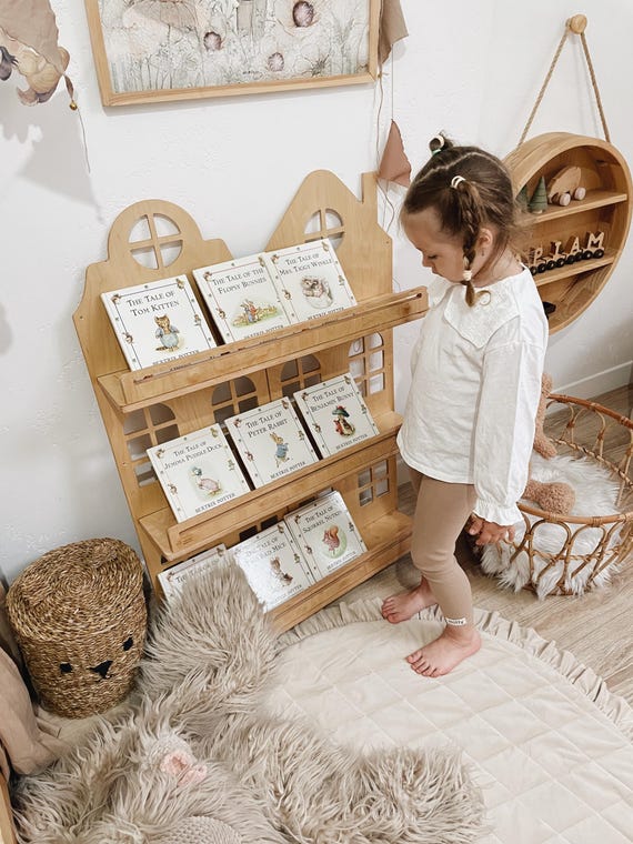 Handgefertigtes Haus Bücherregal - Montessori Kinderzimmer Möbel für Kinder