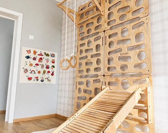 Paneles de pared de escalada de madera Montessori con tobogán de masaje y barra de dominadas, gimnasio de juegos personalizado, edades de 2 a 10 años.