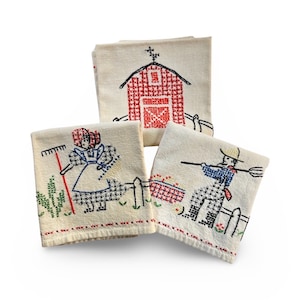 洋書 Antique Linens: From the Kitchen to the antique linens – In the Vintage Kitchen: Where History Comes