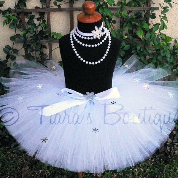 Girls Tutu, White Tutu, Snow Angel Tutu, Winter Wonderland Tutu, White Snowflake Tutu, Custom Sewn Tutu, Winter Onederland Photo Prop