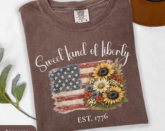 Sweet Land of Liberty Shirt, USA 250 Floral Flag Tee, 250th Anniversary America Shirt, Patriotic Sunflower 4th of July Tee Comfort Colors