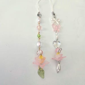 Lotus Flower Phone Charm: Y2K Coquette Beaded Keychain