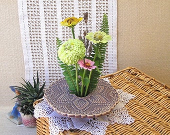 Doily Lace Ikebana Vase (a)