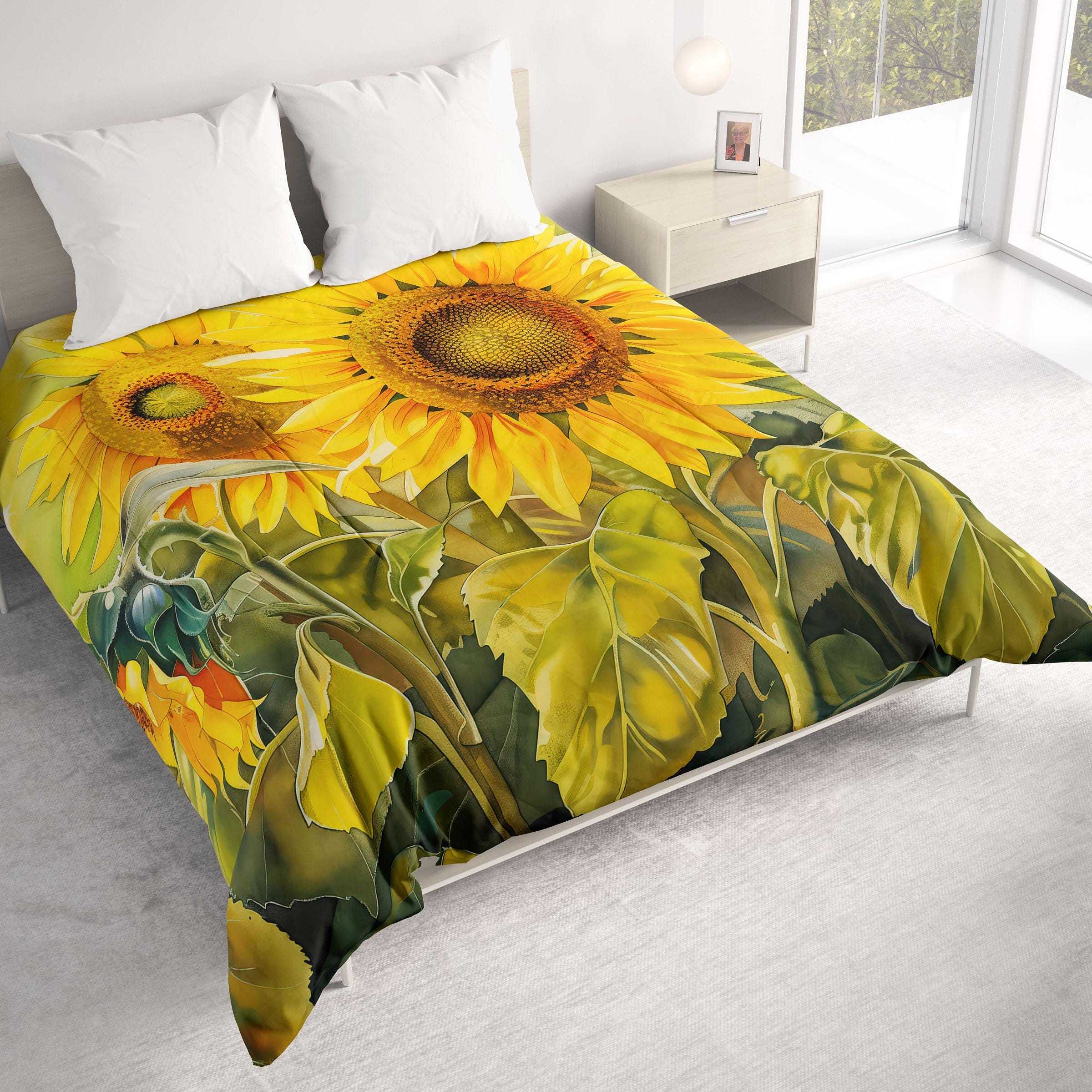 All Seasons Lightweight Comforter with Sunflower Watercolor Art, Romantic Contemporary Quilt Bedding, Twin, Queen or King Size Bedspread