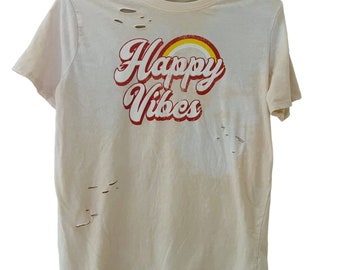 Camiseta reelaborada blanqueada reciclada Happy Vibes Vintage Inspired para mujer - Grande