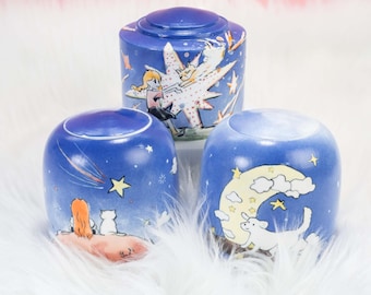 Custom Pet Urn,Night Sky Personalized Pet Loss Gift,Forget Me Not Memorial Ceramic Jar, Warm Moments with Pets,Handpainted Pet Portrait Urn