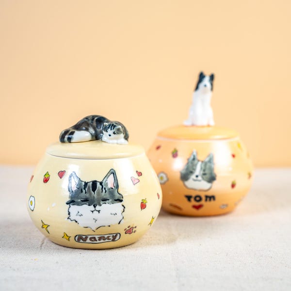 Custom Pet urn Forget me not Handmade Ceramic Cat urn Dog urn Special Memory Ceramic Urn Pet Portrait Personalized Pet urn Fully Handpainted