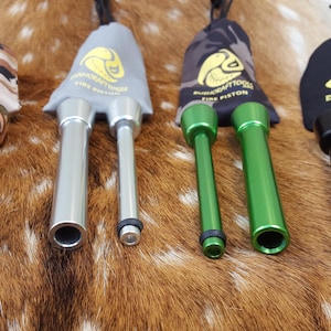 Fire Piston Survival Tool (Green) - Bushcraft Camping Wilderness Kit - Includes Fire steel