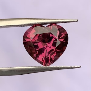 4.5 CT’s Natural Loupe Clean Red Spinel, Heart Shape Spinel, Spinel, Red Spinel, Red Spinel Gemstone, Spinel Gemstone, Red Spinel Gemstones