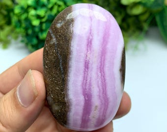 ピンクアラゴナイトパーム1点限りNo.669 76g 美しい品質のピンクアラゴナイトパームストーン、ピンク