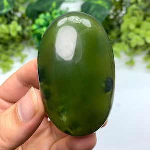 100g AAA Quality Transparent Jade Palm Stone, Jade Green Palm Stone, Green Jade Palmstone, Jade Stone Palm, Green Jade Palm Stone, Jade Palm