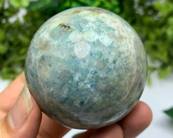 Esfera de hackmanita reactiva a los rayos UV de 335 g, bola de hackmanita, esfera de hackmanita púrpura, esfera de cristal de hackmanita, bola de cristal de hackmanita