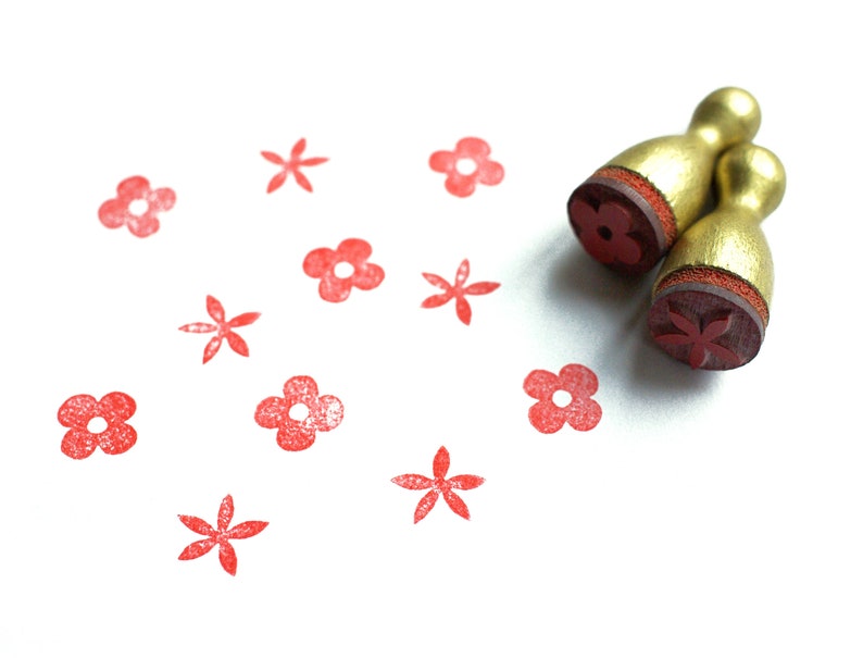 Mini stamp set: Simple flowers image 1