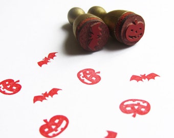 Mini stamps: Halloween set or individually, bat & pumpkin