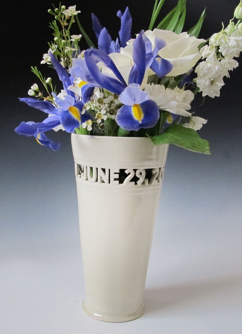 Custom Wedding Gift Heirloom Vase with Names & Wedding Date / Anniversary Handmade Personalized Ceramic Vase custom made image 3