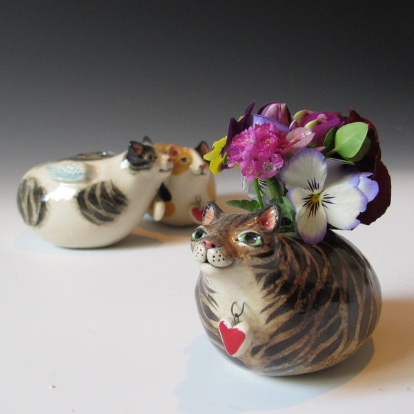 Kitty Vase - Brown and Black Tabby Cat - Handsculpted stoneware