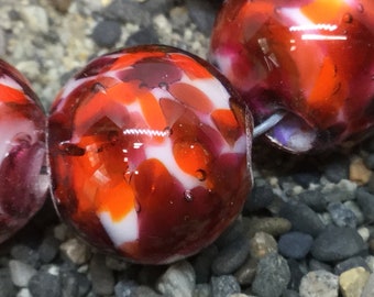 Shades of red Handmade Glass Lampwork Beads,focal filler art bead,11mm round