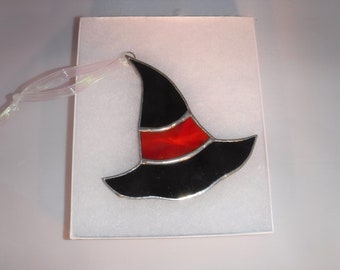 Witch hat stained glass decoration, red and black witch hat